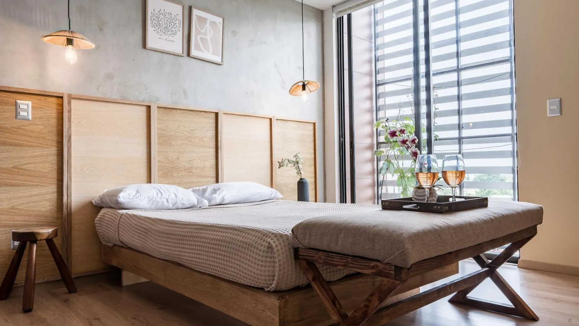 Aparthotel Dreamhaus Guadalajara Country Club