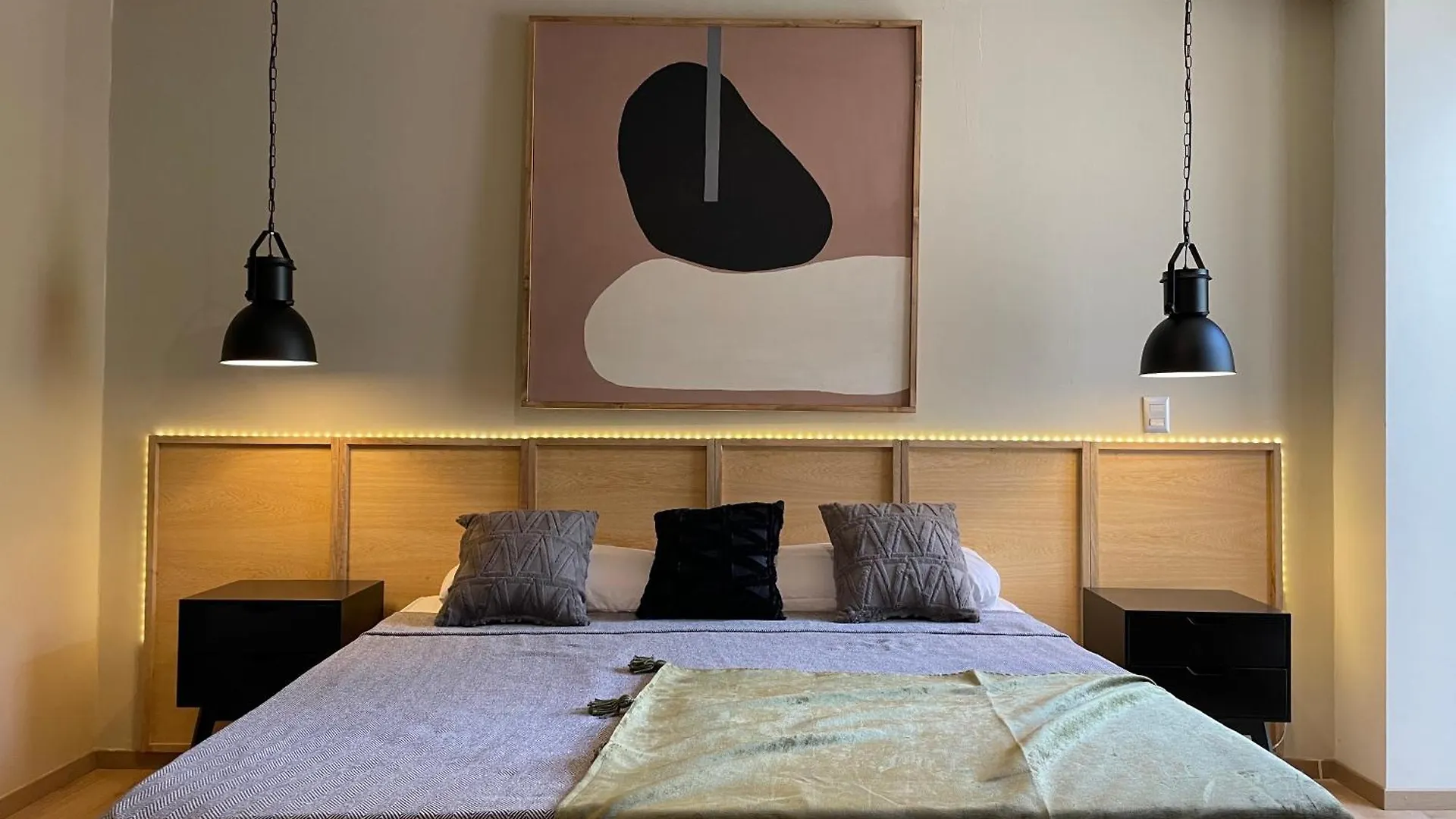 Aparthotel Dreamhaus Guadalajara Country Club