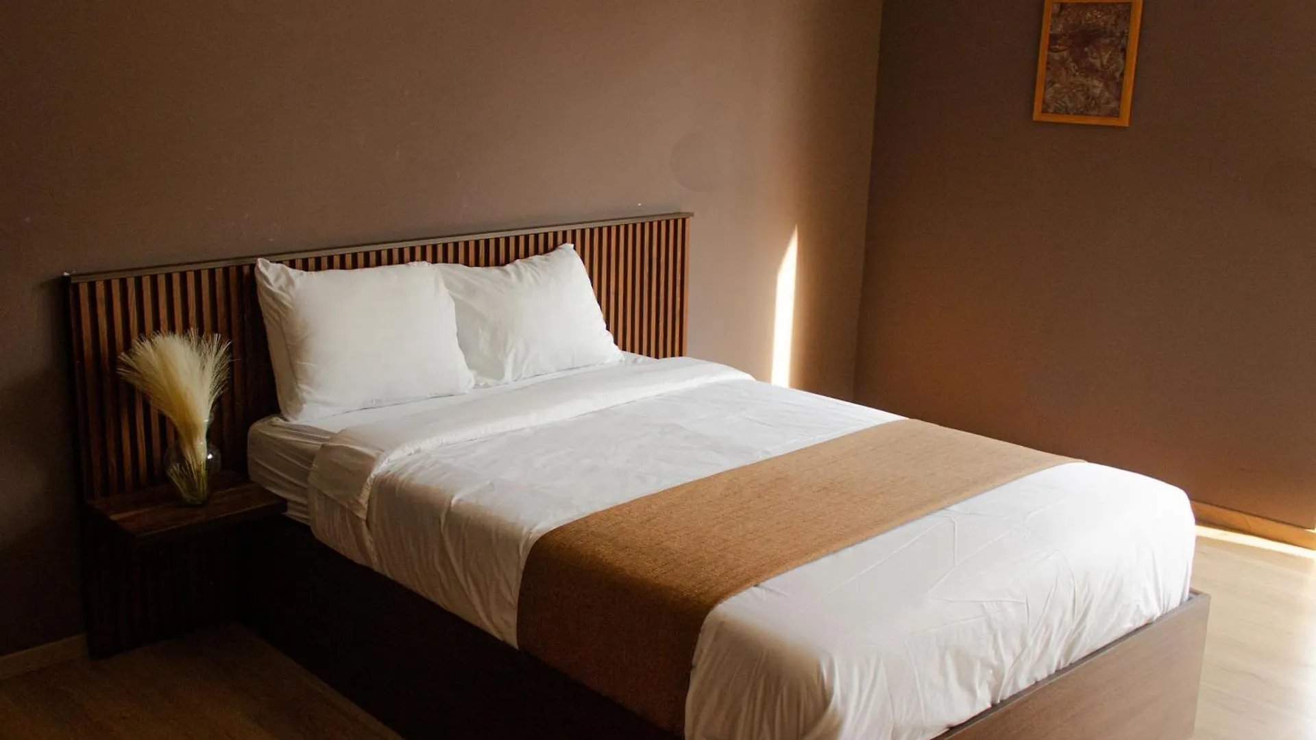 Aparthotel Dreamhaus Guadalajara Country Club